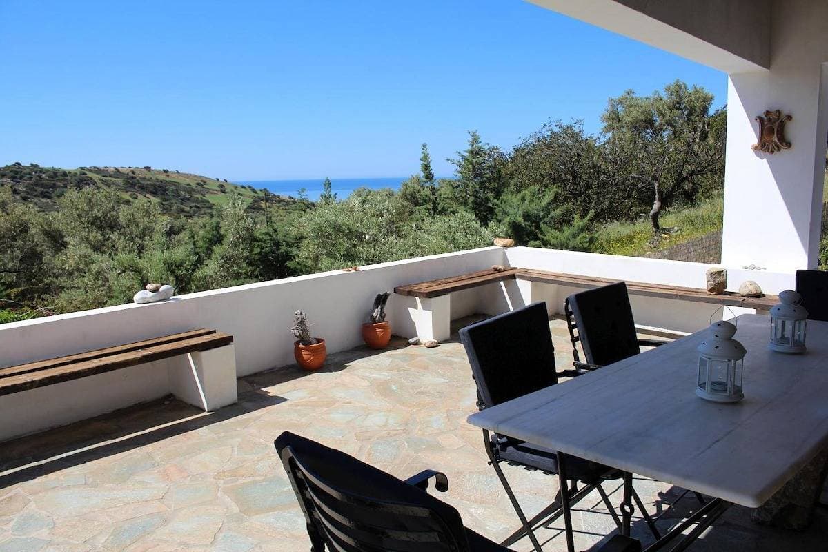 Foto 4 von 53: Komfortables Ferienhaus, großzügige Außenbereiche, Wifi | Triopetra, Kreta