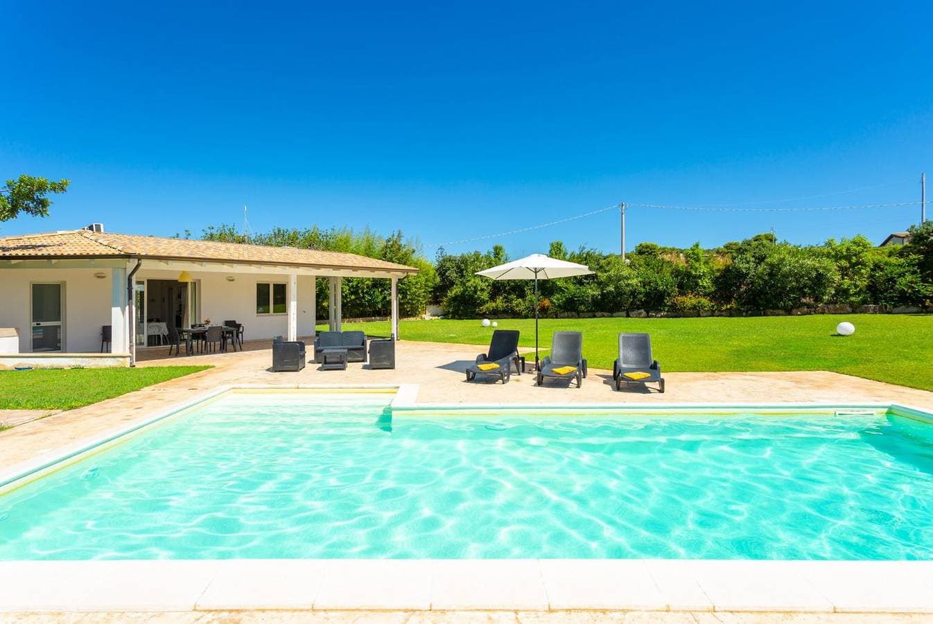 Foto 5 von 27: Villa für 4 Personen mit Meerblick