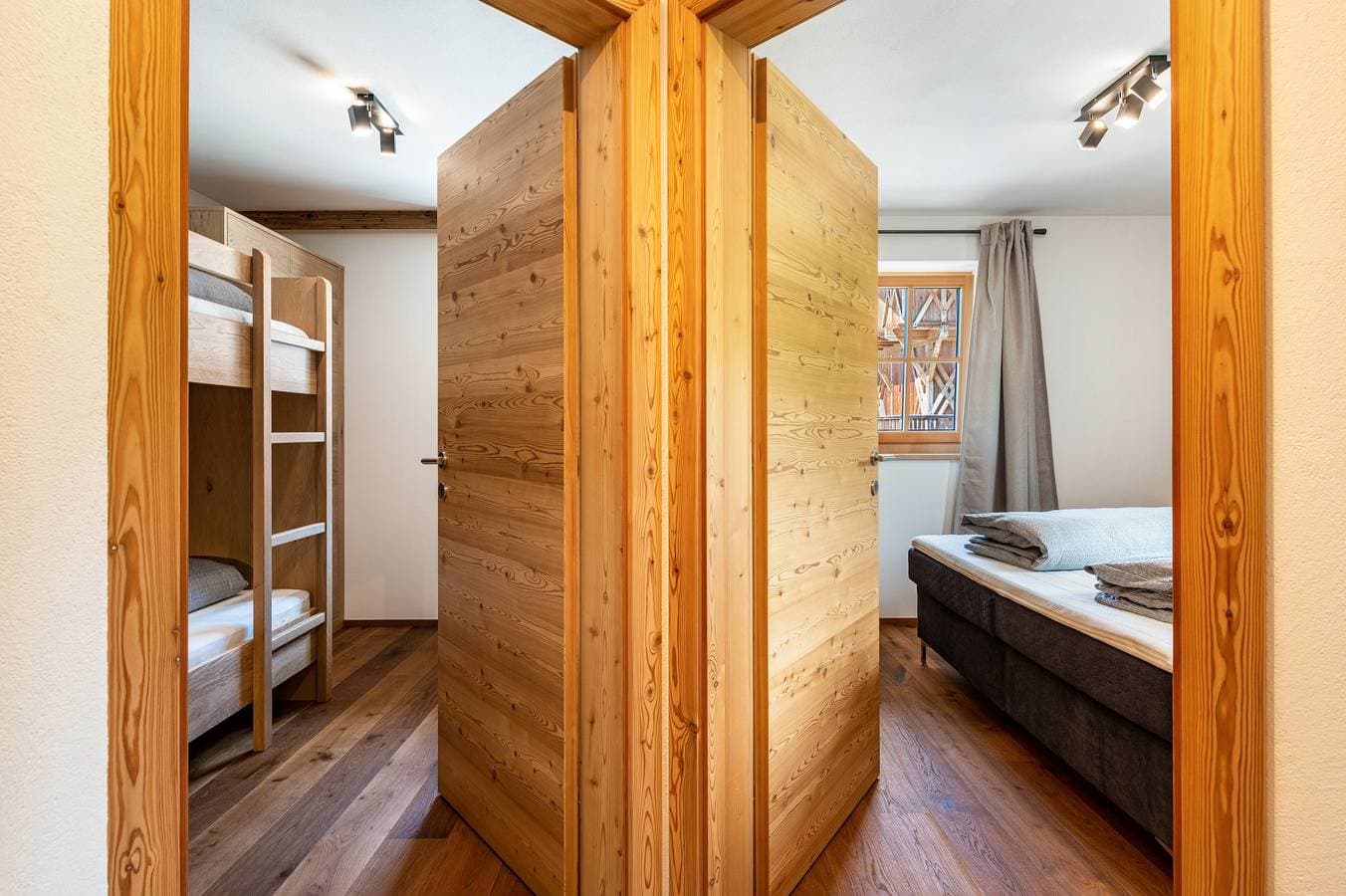 Foto 11 von 30: Ferienwohnung 'Rodererhof Lajen Apt Raschötz' mit Bergblick, Balkon und WLAN