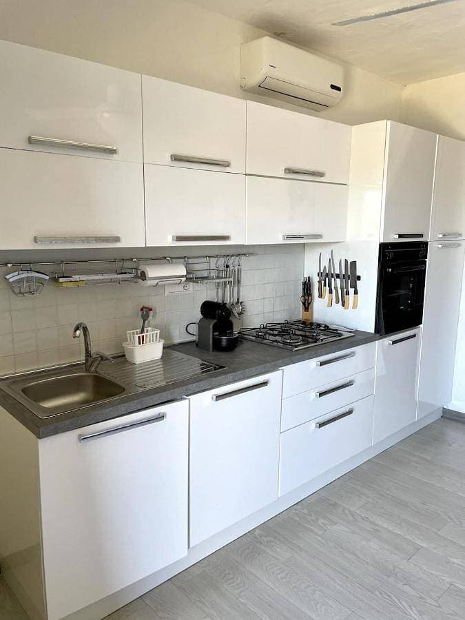 Foto 5 von 59: One-Bedroom Apartment