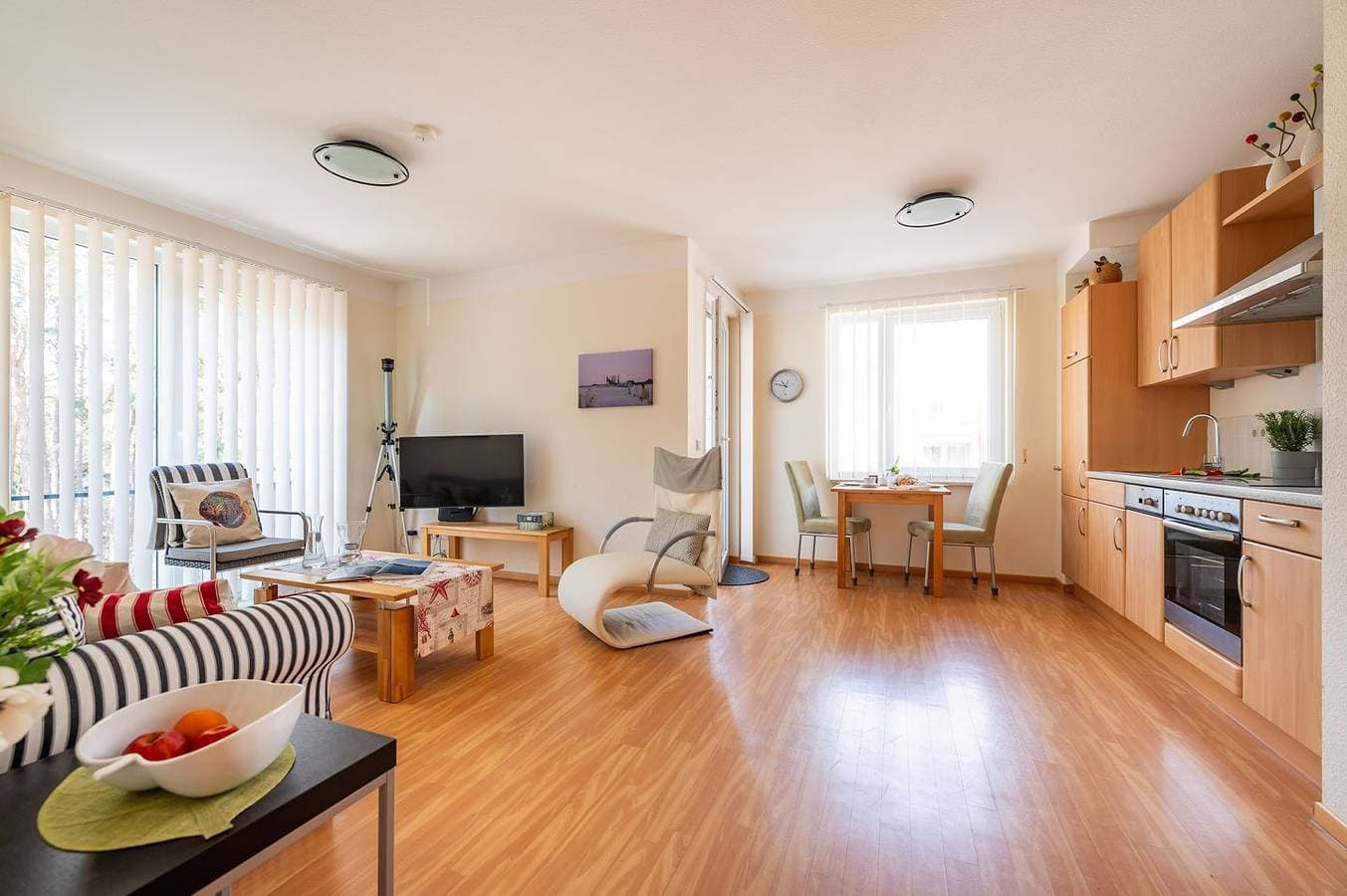 Foto 4 von 15: Appartement mit Balkon und Meerblick, 80 m zum Strand