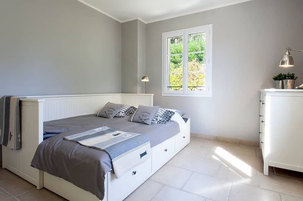 Foto 4 von 22: Villa Olea - Vier Schlafzimmer Villa, Schläft 8