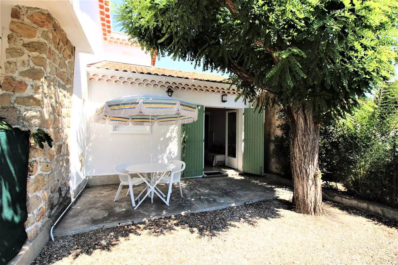 Haus für 2 Personen 100 m vom Strand in Hyères 1