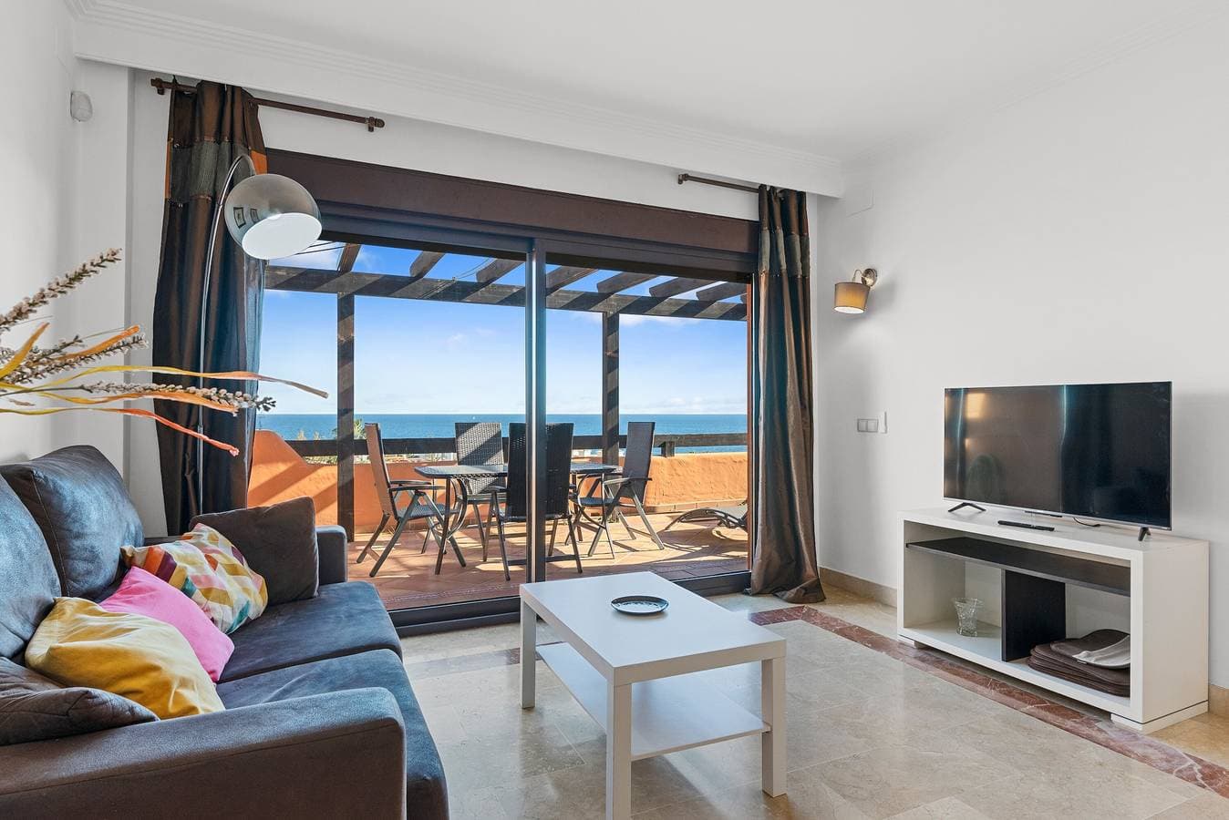 Foto 4 von 28: Penthouse in Estepona mit Terrasse und Meerblick
