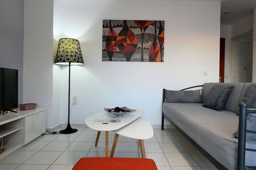 Foto 12 von 30: Mel Studio 1, a modern, spacious and fully equipped apartment next to the sea.