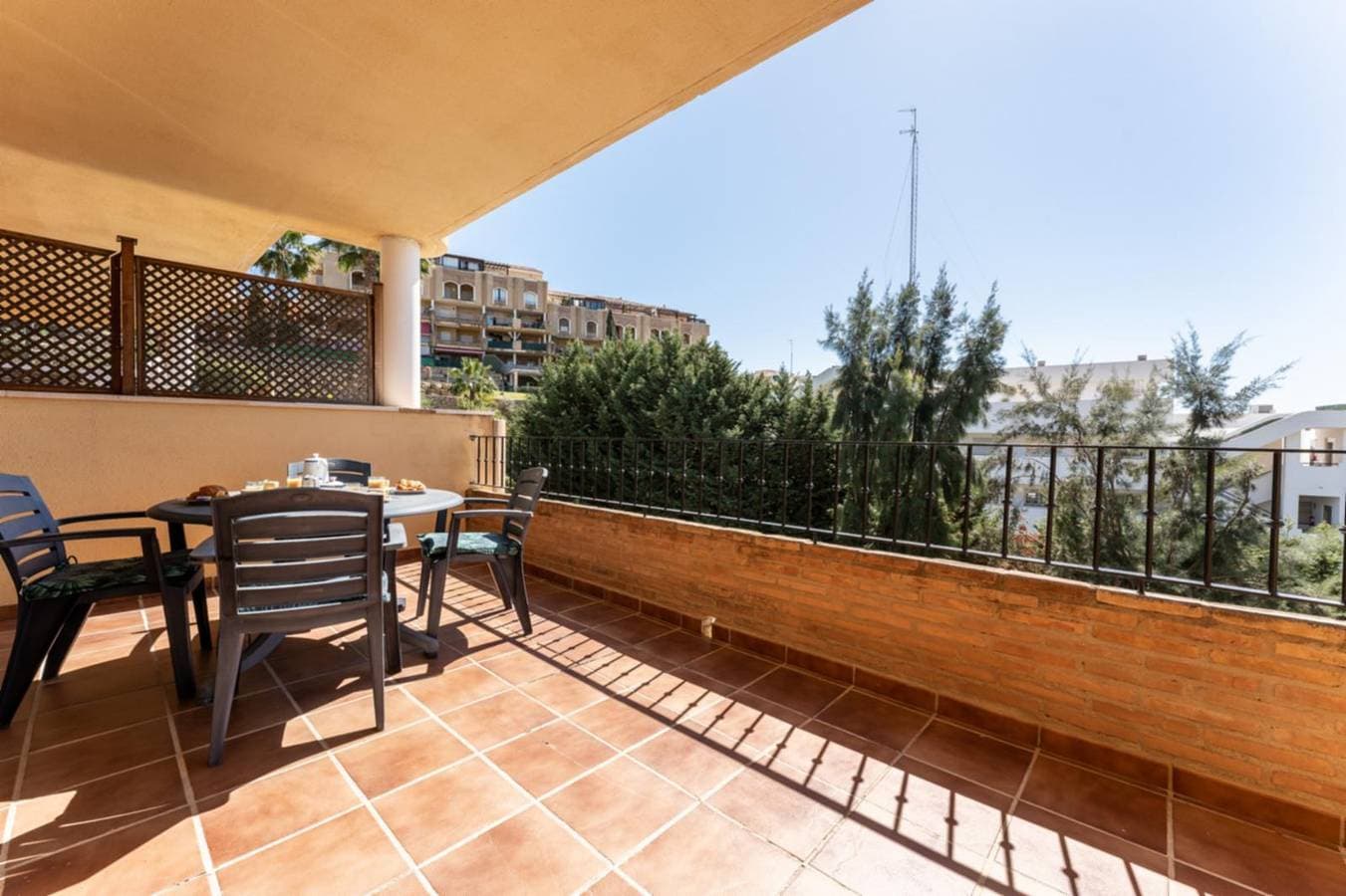 Foto 11 von 28: Ferienwohnung für 4 Personen mit Balkon/Terrasse