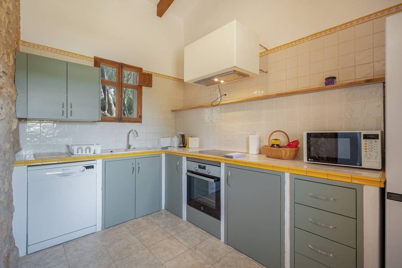 Foto 11 von 34: Villa Biniali mit privatem Pool und zwei Schlafzimmern