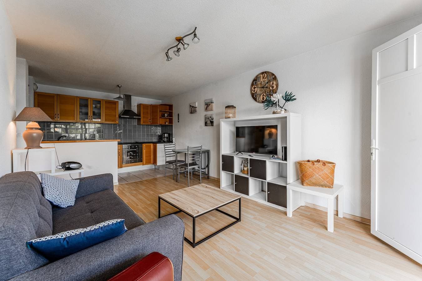 Foto 5 von 28: Bel Air mit privater Terrasse und Garten, 10 Gehminuten vom Markt entfernt