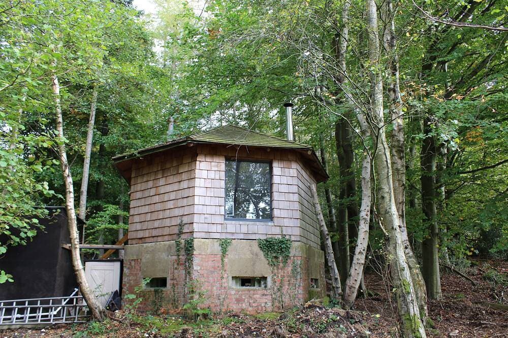 Foto 12 von 30: Magical Treehouse/Cabin hidden in Ancient Woodland