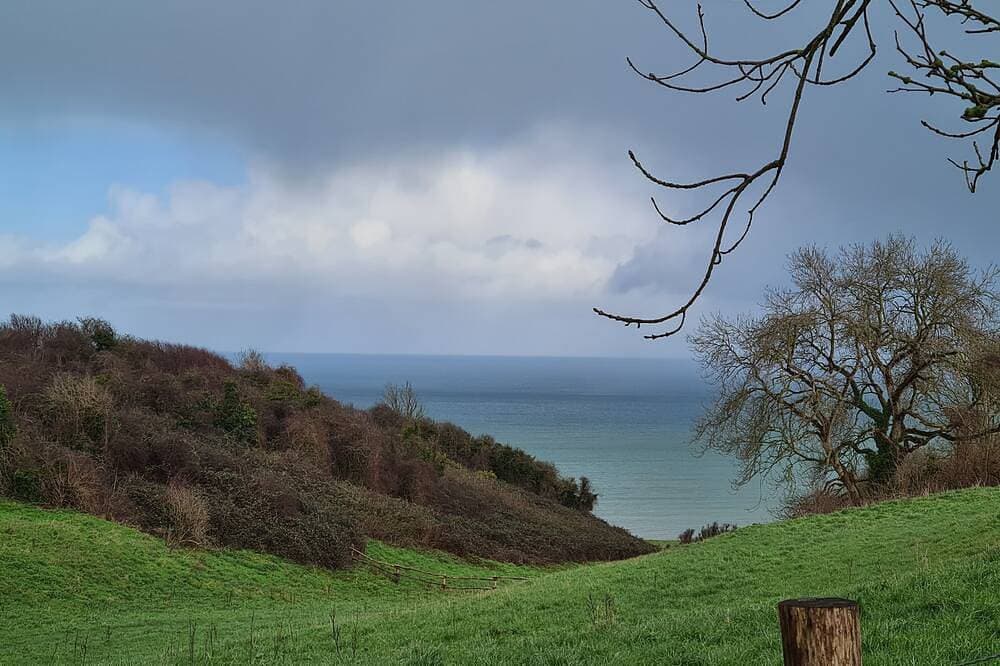 Foto 12 von 17: Beautiful house Omaha beach landing beach