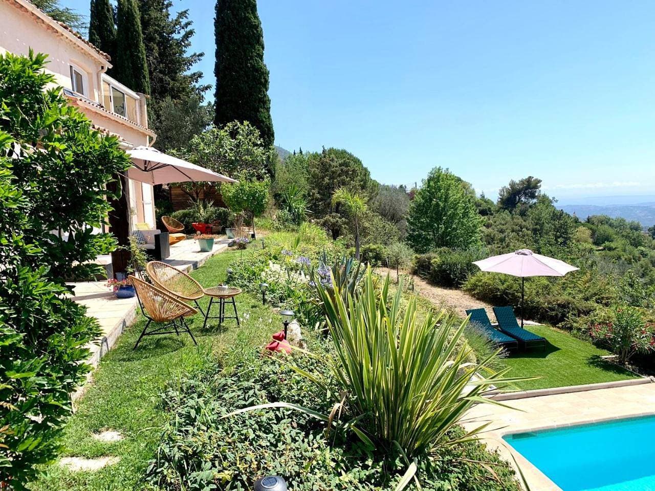 Foto 11 von 38: Villa with Sea View