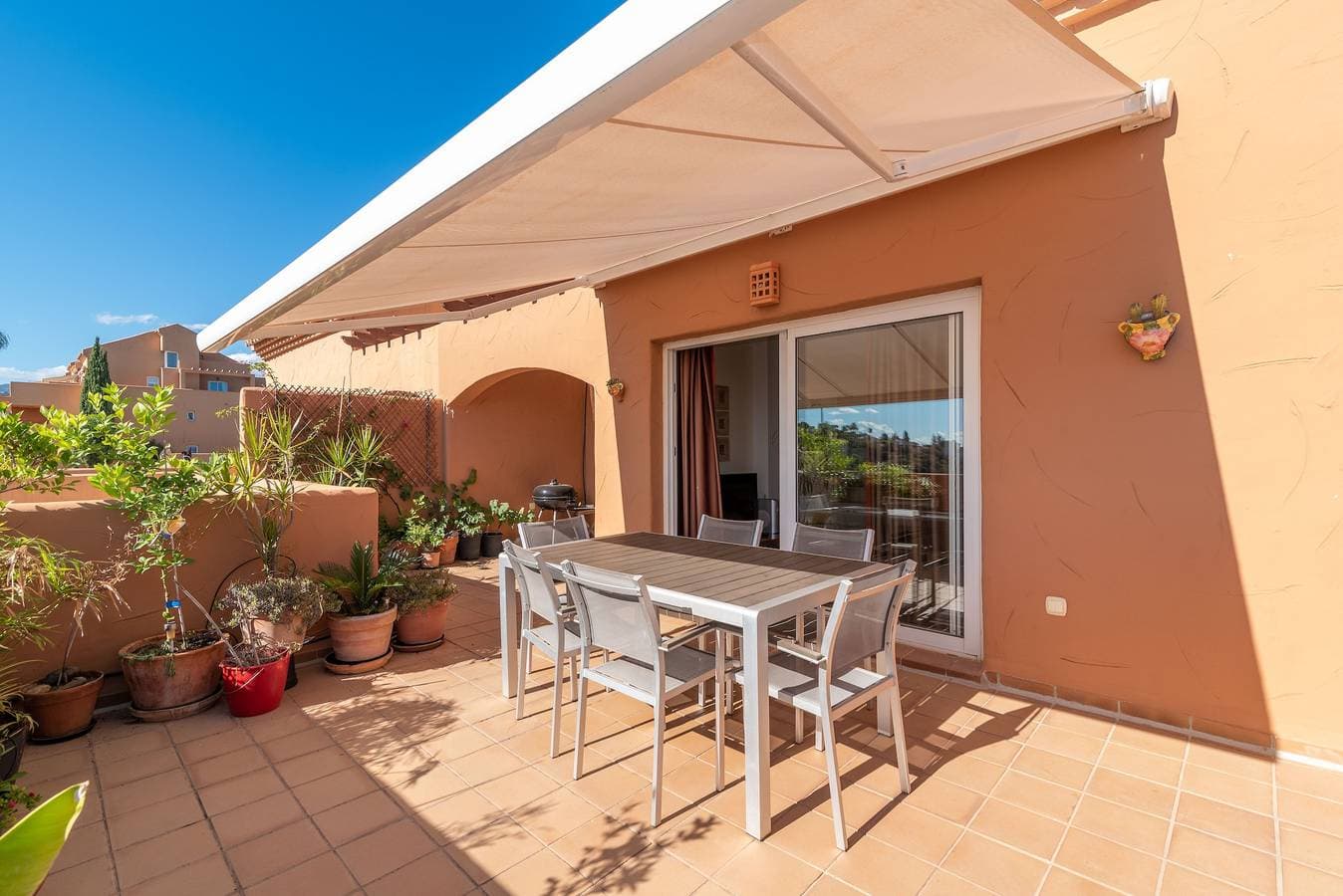 Foto 8 von 28: 'Marbella Penthouse Apartment' mit Meerblick, Pool, WLAN, Garten & Terrasse