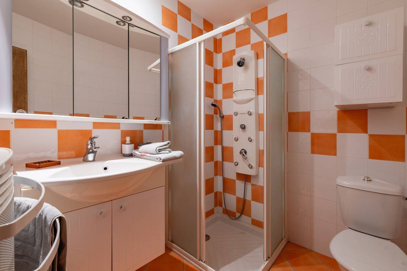 Foto 13 von 20: Gîte la combe verte – Renovierter Bauernhof mit Innenpool