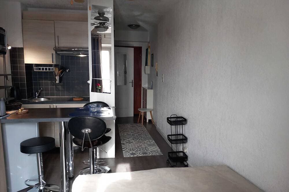 Foto 13 von 18: Idyllischer Aufenthalt Studio mit Blick auf den Hafen, Panoramablick aufs Meer