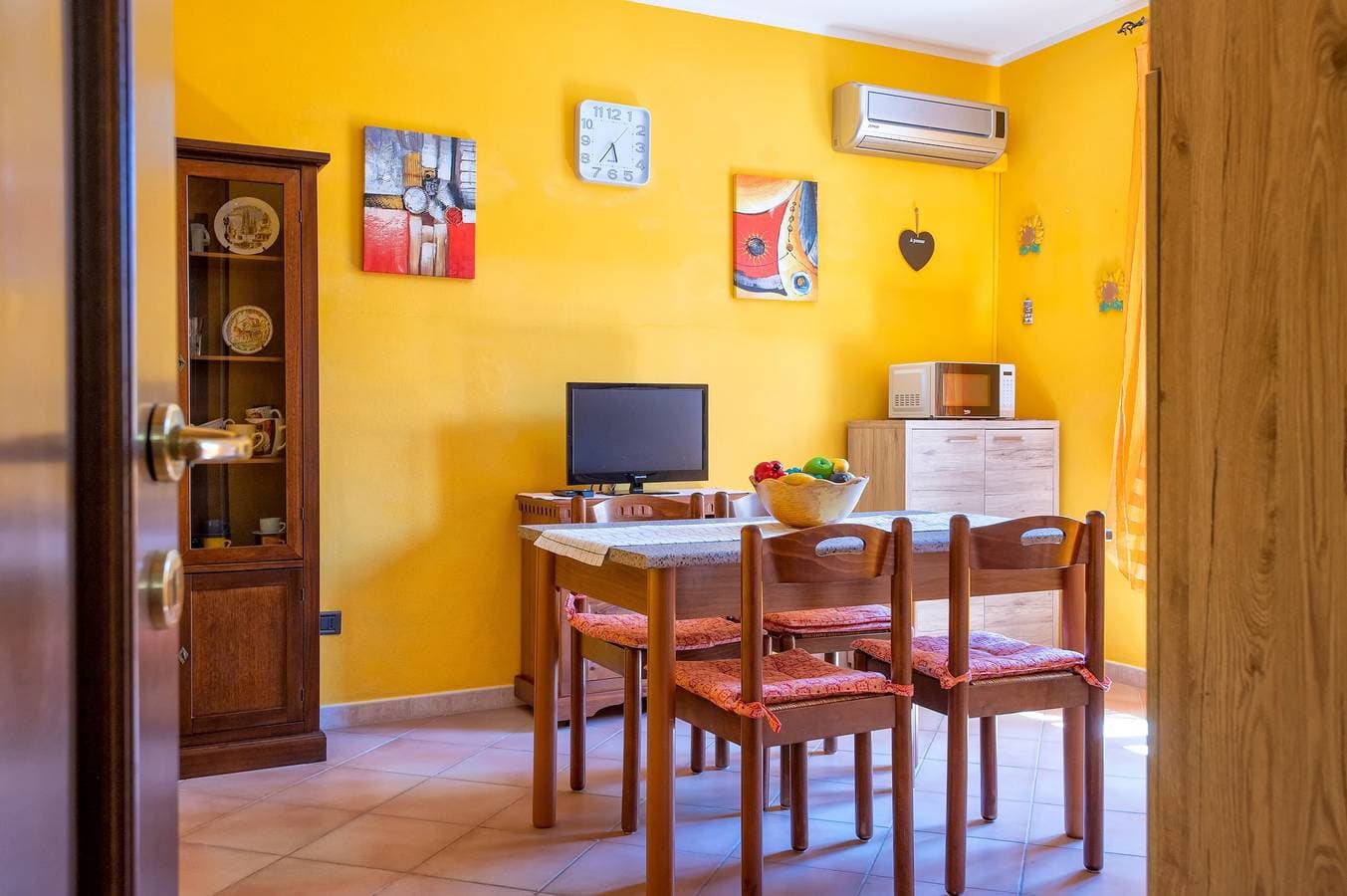 Foto 2 von 21: Ferienwohnung 'La Casa di Patty' mit Meerblick, Gemeinschaftsterrasse & Klimaanlage