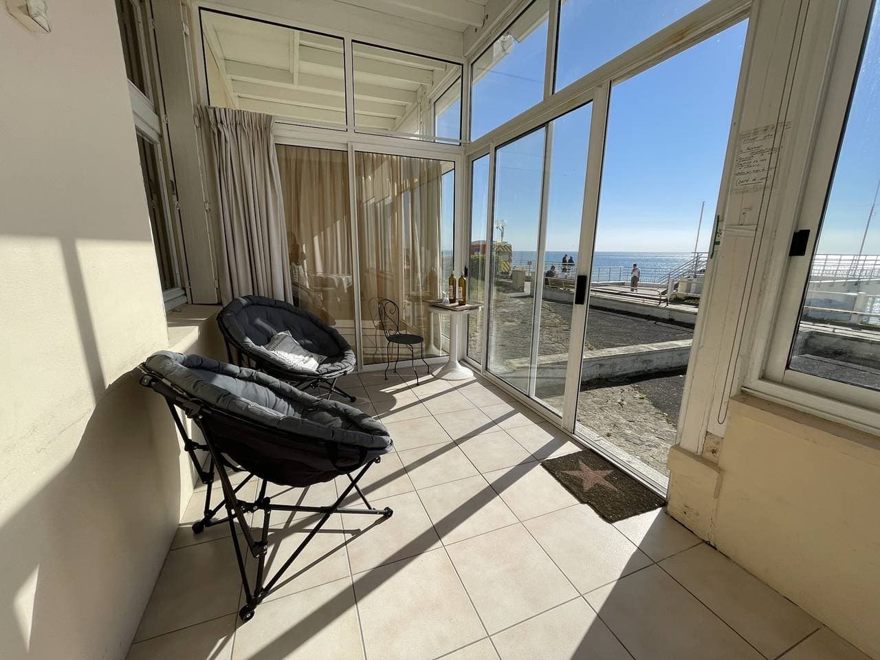 Foto 6 von 22: Charmantes Maisonette am Meer mit Veranda