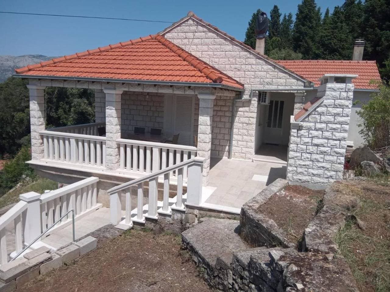 House Ule 2 1