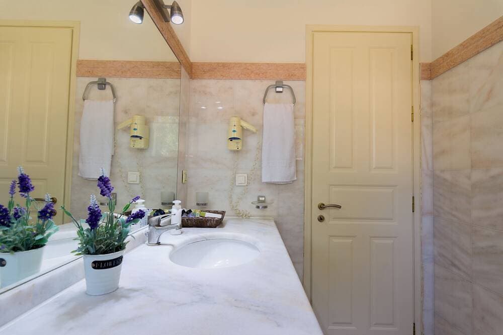 Foto 9 von 25: Private Pool Villa Aleca in Dassia Corfu