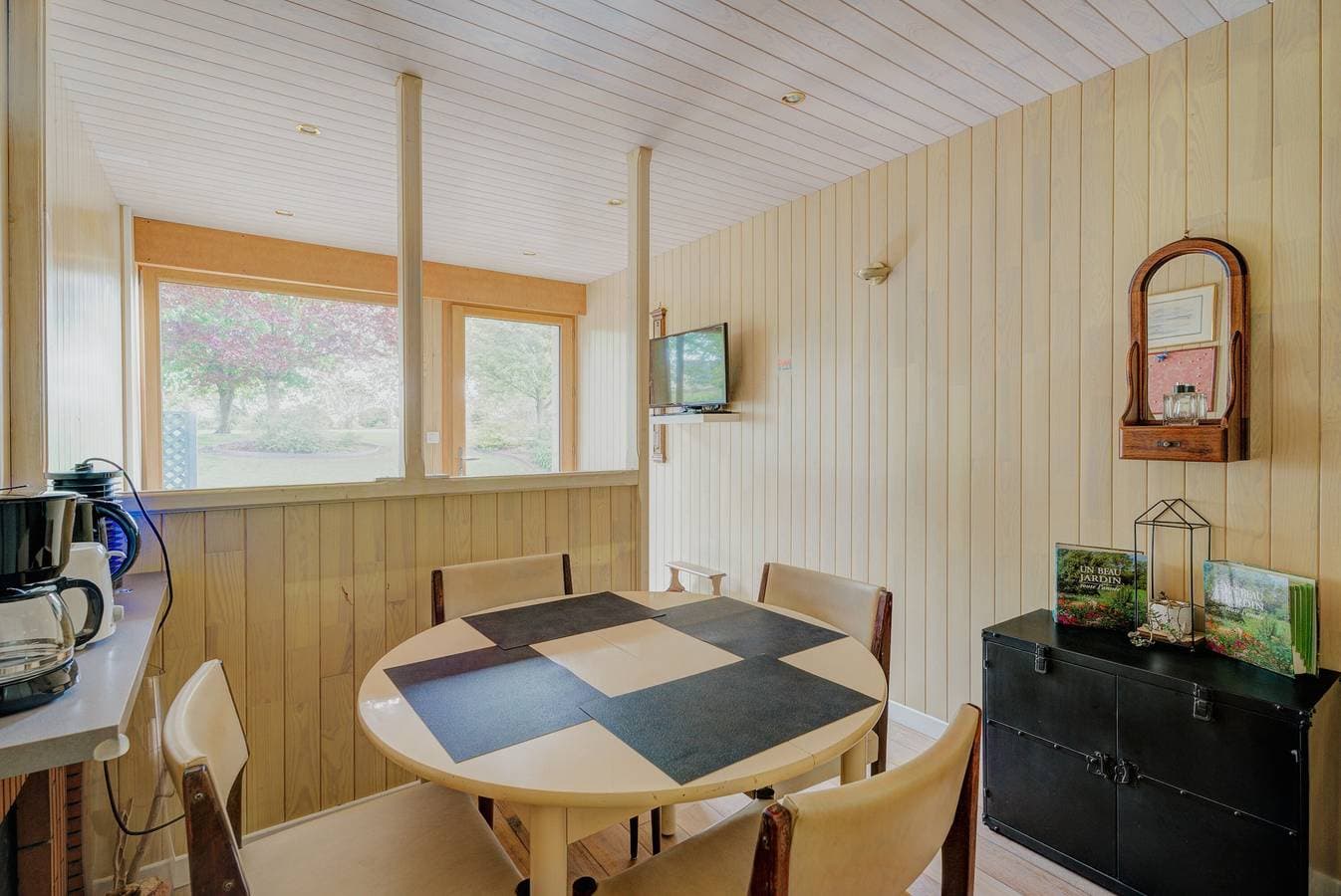 Foto 4 von 20: Ferienhaus 'La Maison De La Rebergère' mit gemeinsamer Terrasse, Garten und WLAN