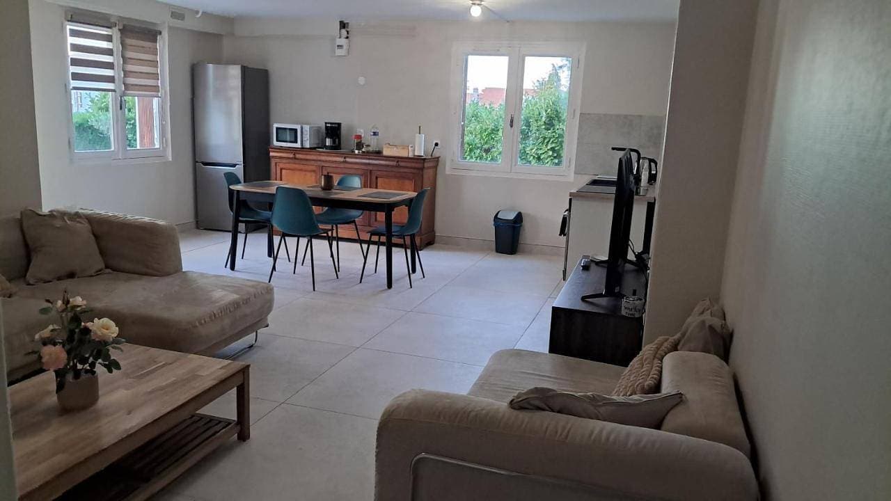 Foto 4 von 11: One-Bedroom Apartment