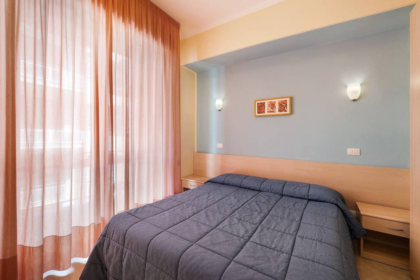 Foto 9 von 17: Ferienwohnung Isophylla Standard mit Balkon und WLAN