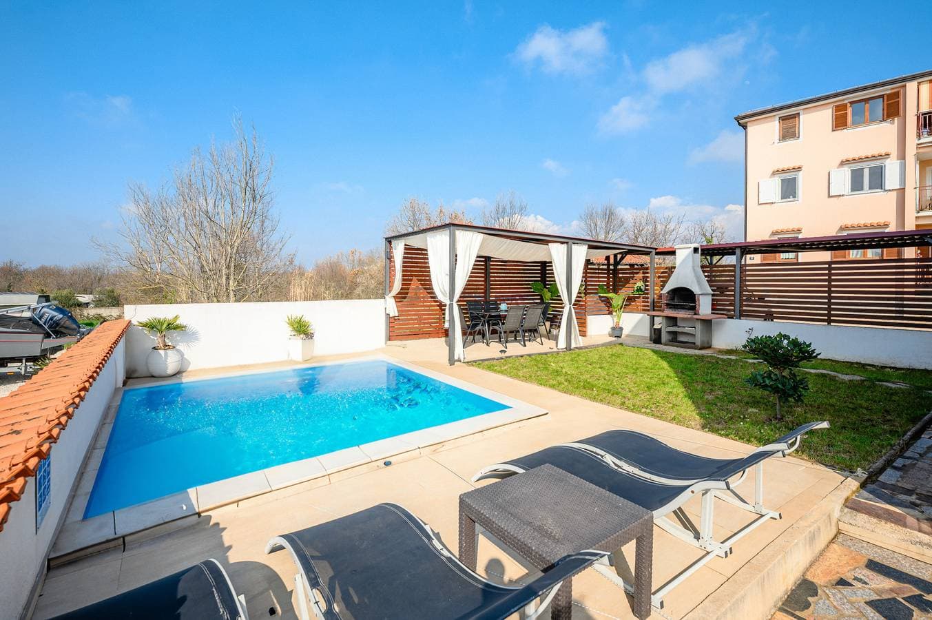 Charming Apartment Rose II with pool 1