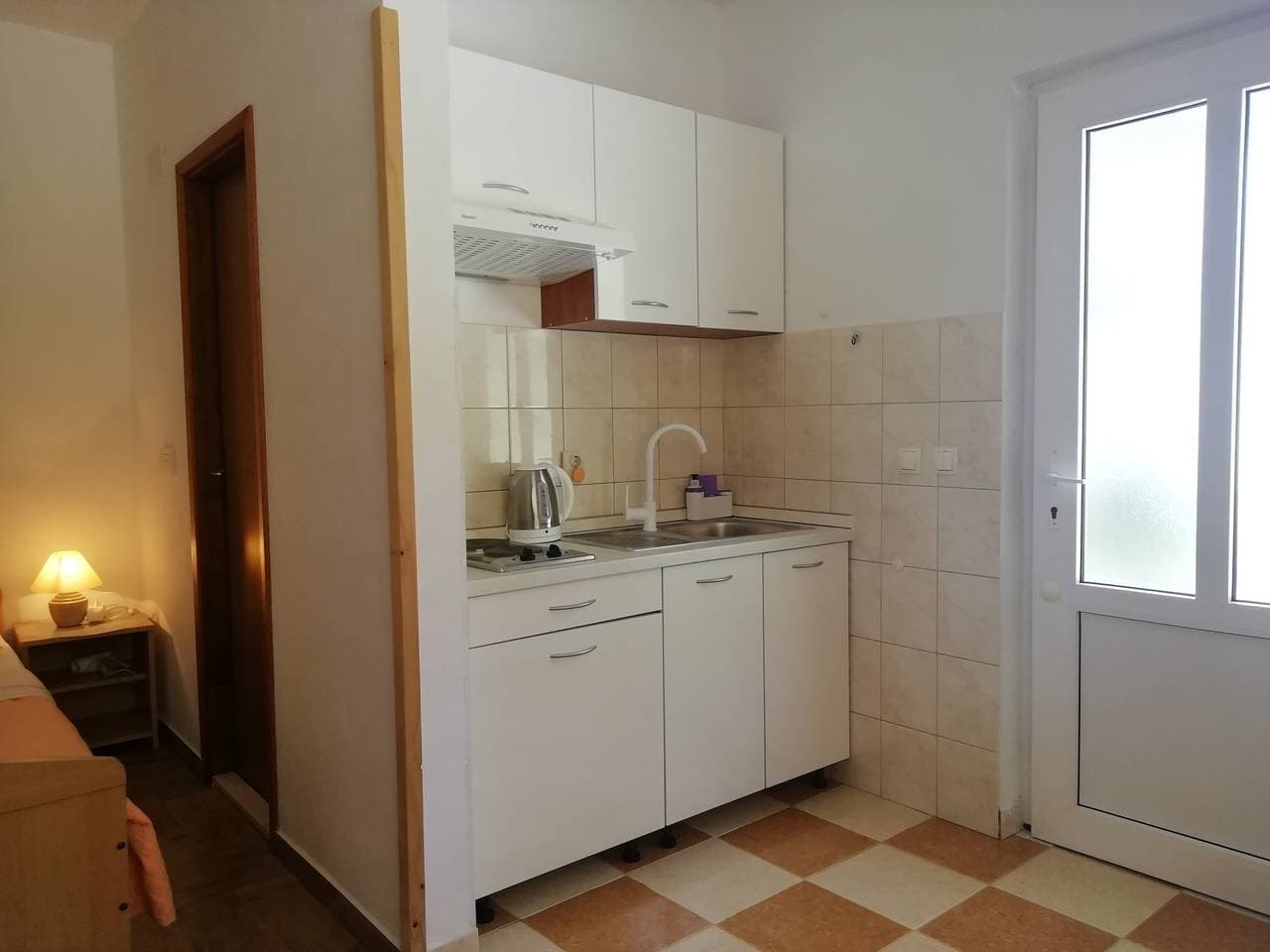 Foto 7 von 12: Studio Appartement mit Terrasse Bucht Saplunara, Mljet As-4896-a