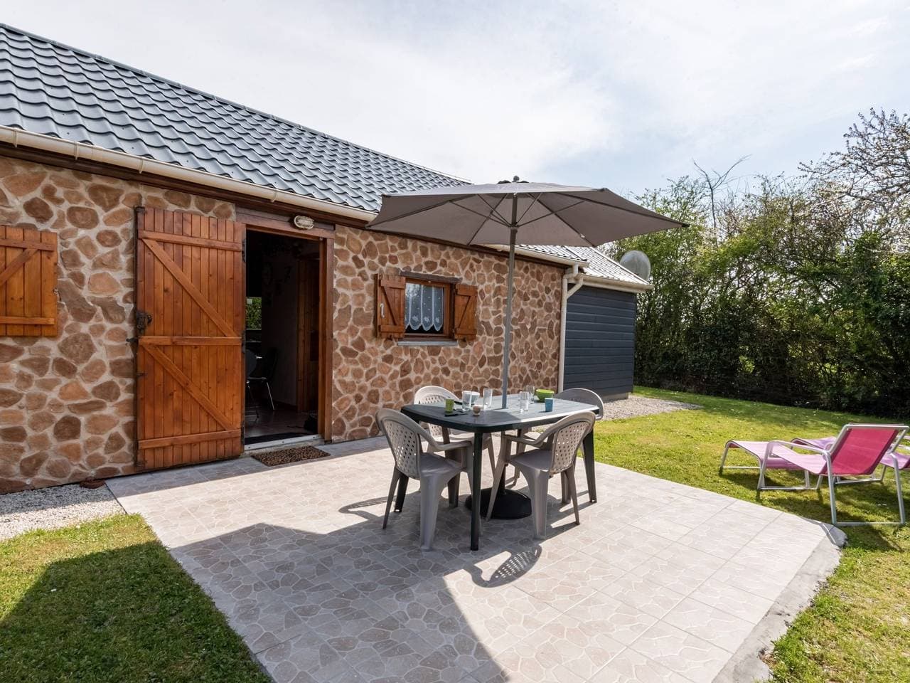 Freistehendes Holzhaus Le Petit Chalet 1