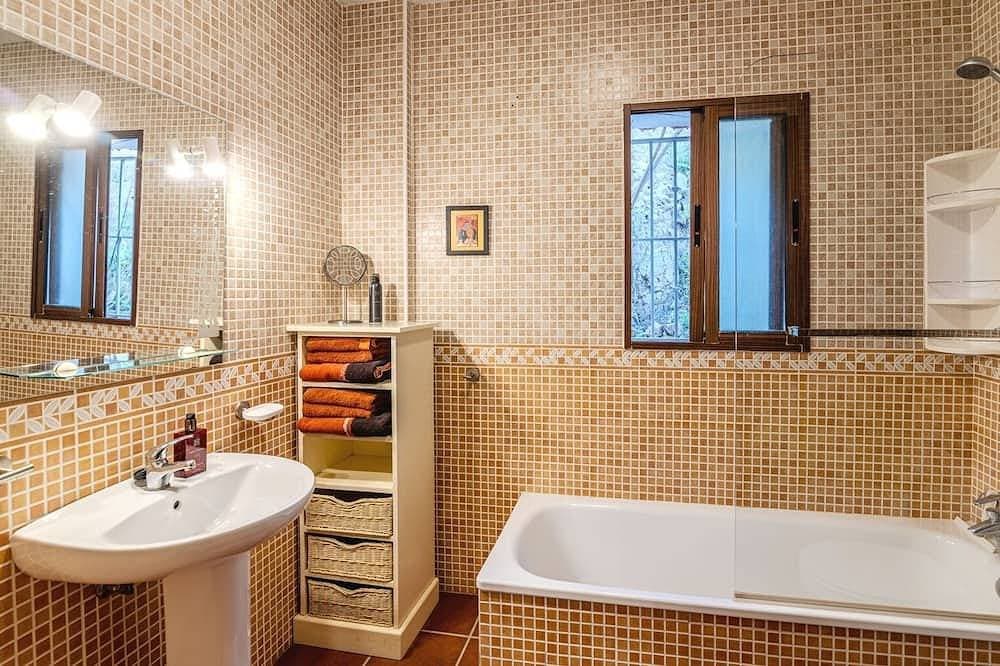 Foto 6 von 21: Los Naranjos - Luxusvilla mit Privatpool und herrlichem Meerblick