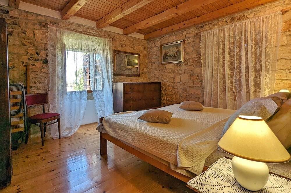 Foto 4 von 30: Ferienhaus mit Pool und wunderschöner Terrasse
