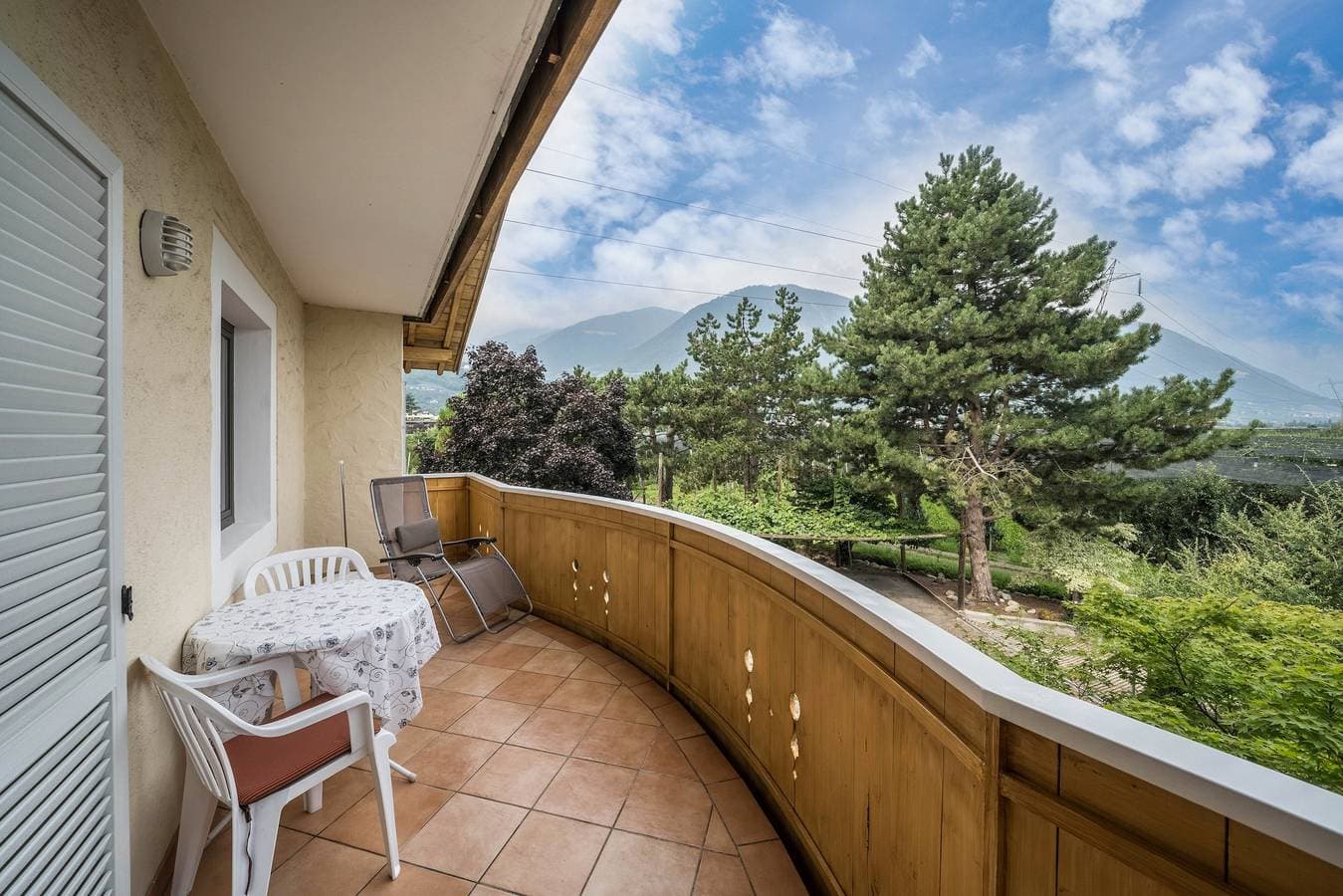 Foto 10 von 26: Ferienwohnung "Weinsepphof 2" mit Bergblick, Pool, WLAN, Garten & Balkon