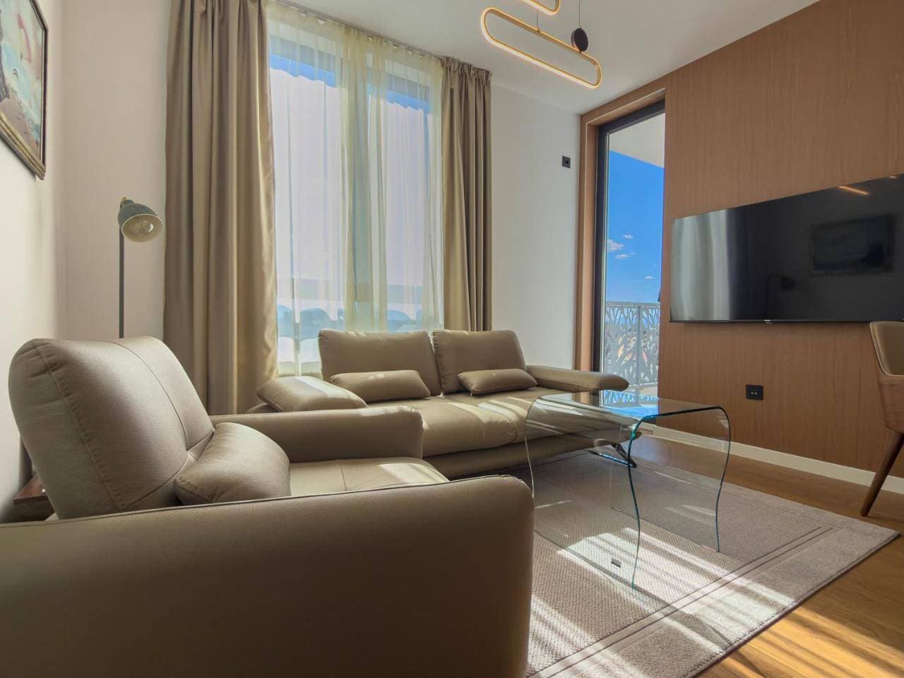 Foto 9 von 85: One-Bedroom Apartment with Balcony