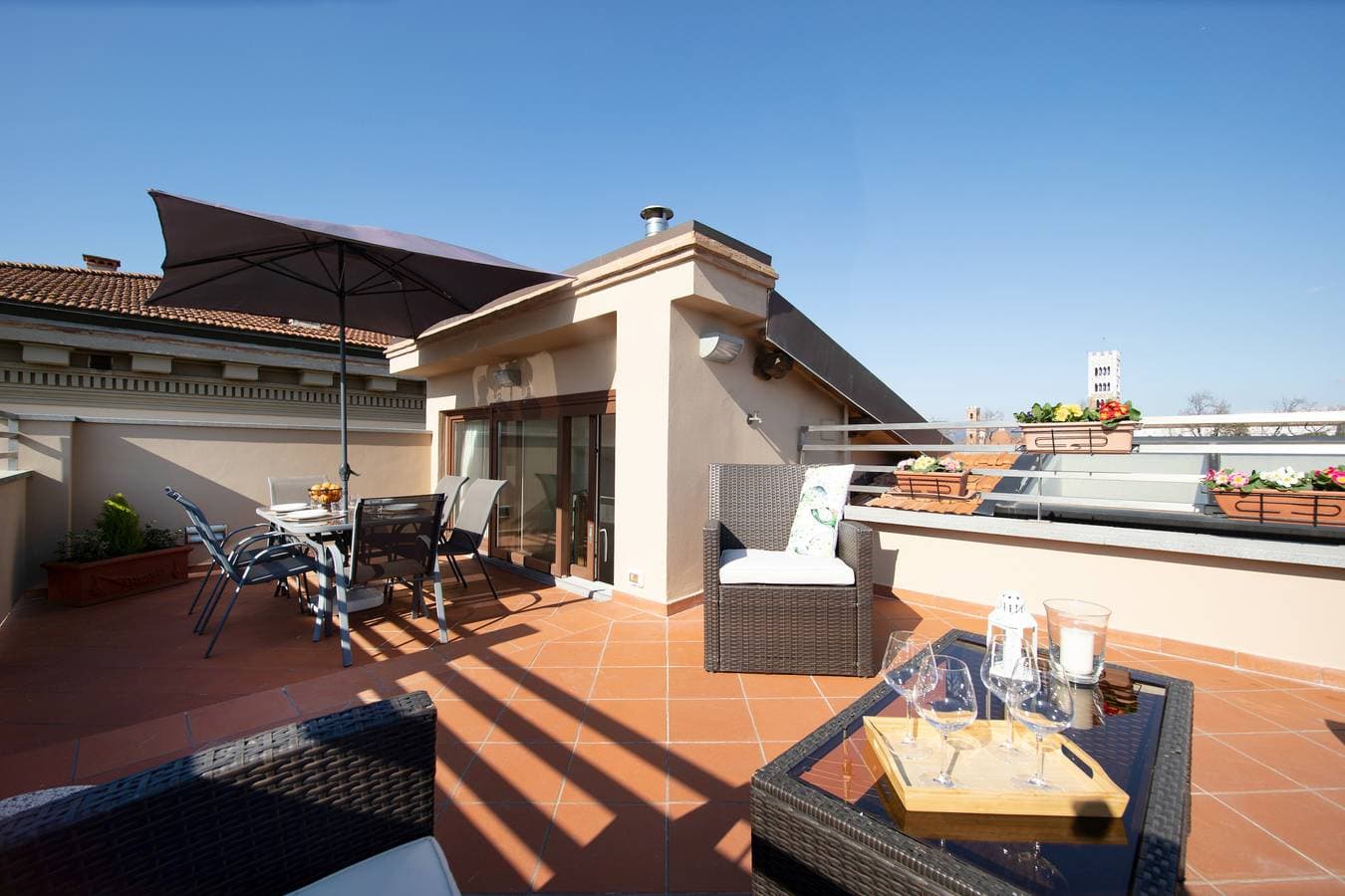 Foto 12 von 60: Rooftop Delight with Terrace