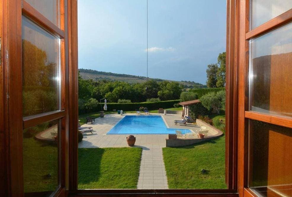 Foto 6 von 50: Villa with Private Pool