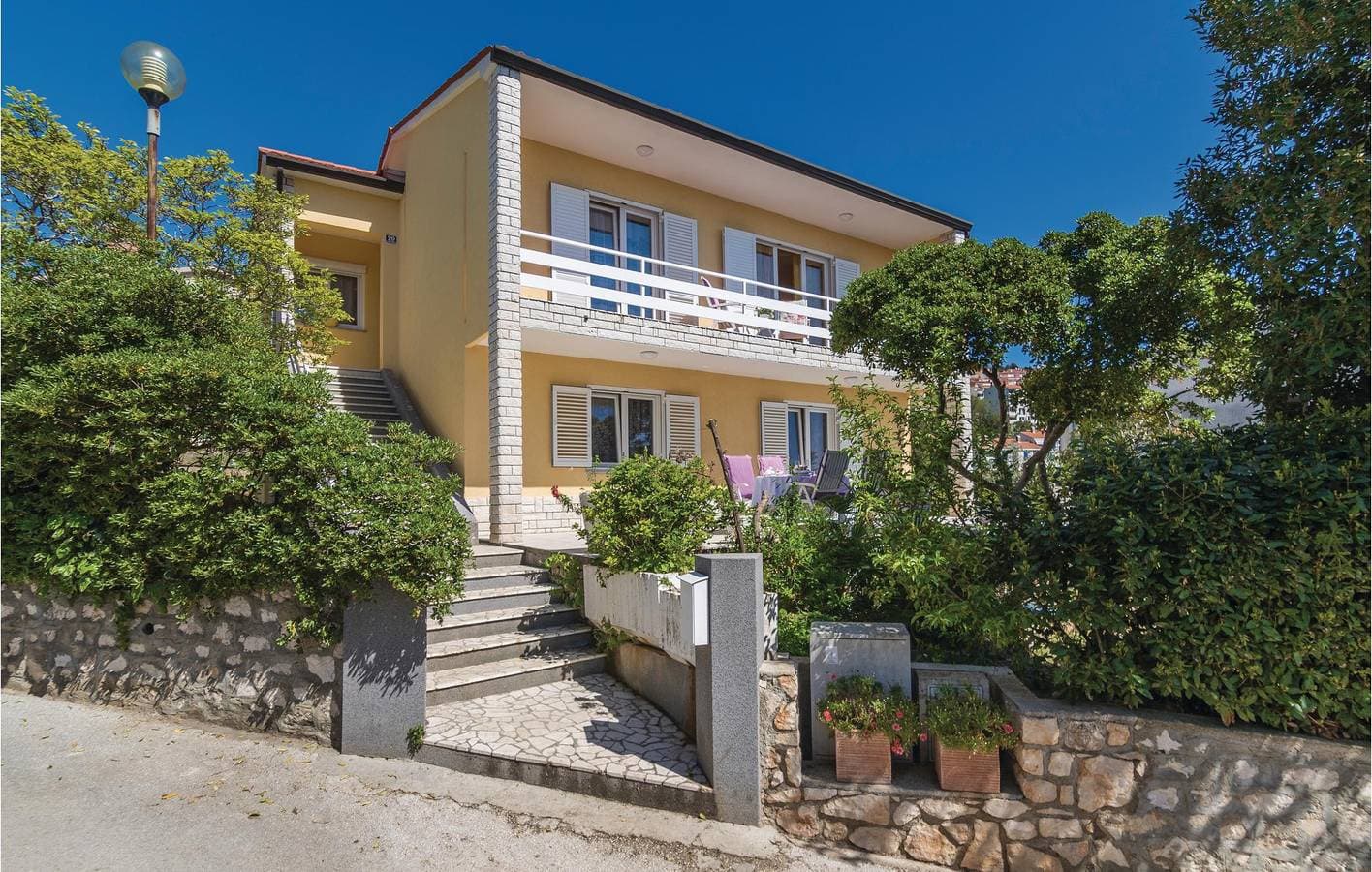 Foto 3 von 34: Gemütliche Ferienwohnung mit Terrasse, 400 m vom Strand und allen wichtigen Annehmlichkeiten entfernt