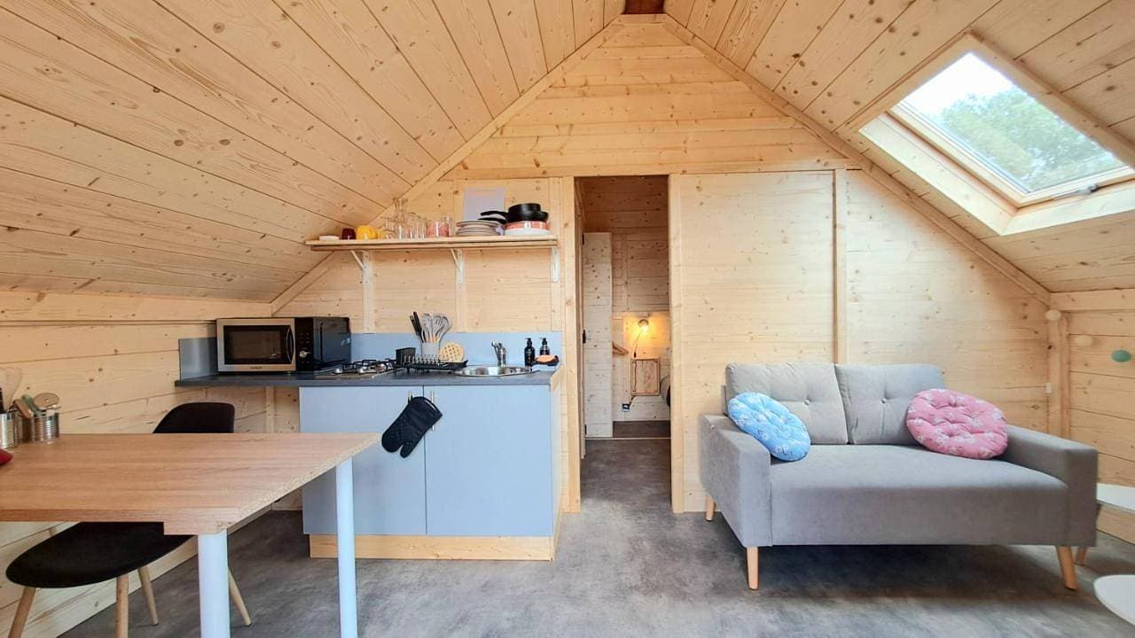 Foto 2 von 10: One-Bedroom Chalet