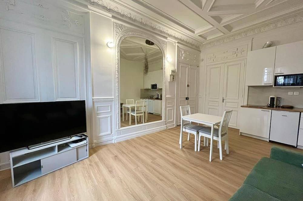 Foto 7 von 7: Close to Paris - The Boudoir