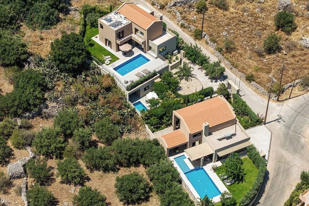 Foto 11 von 30: Villa Anthos | Luxury 1-Bedroom Villa with Heated* Pool!