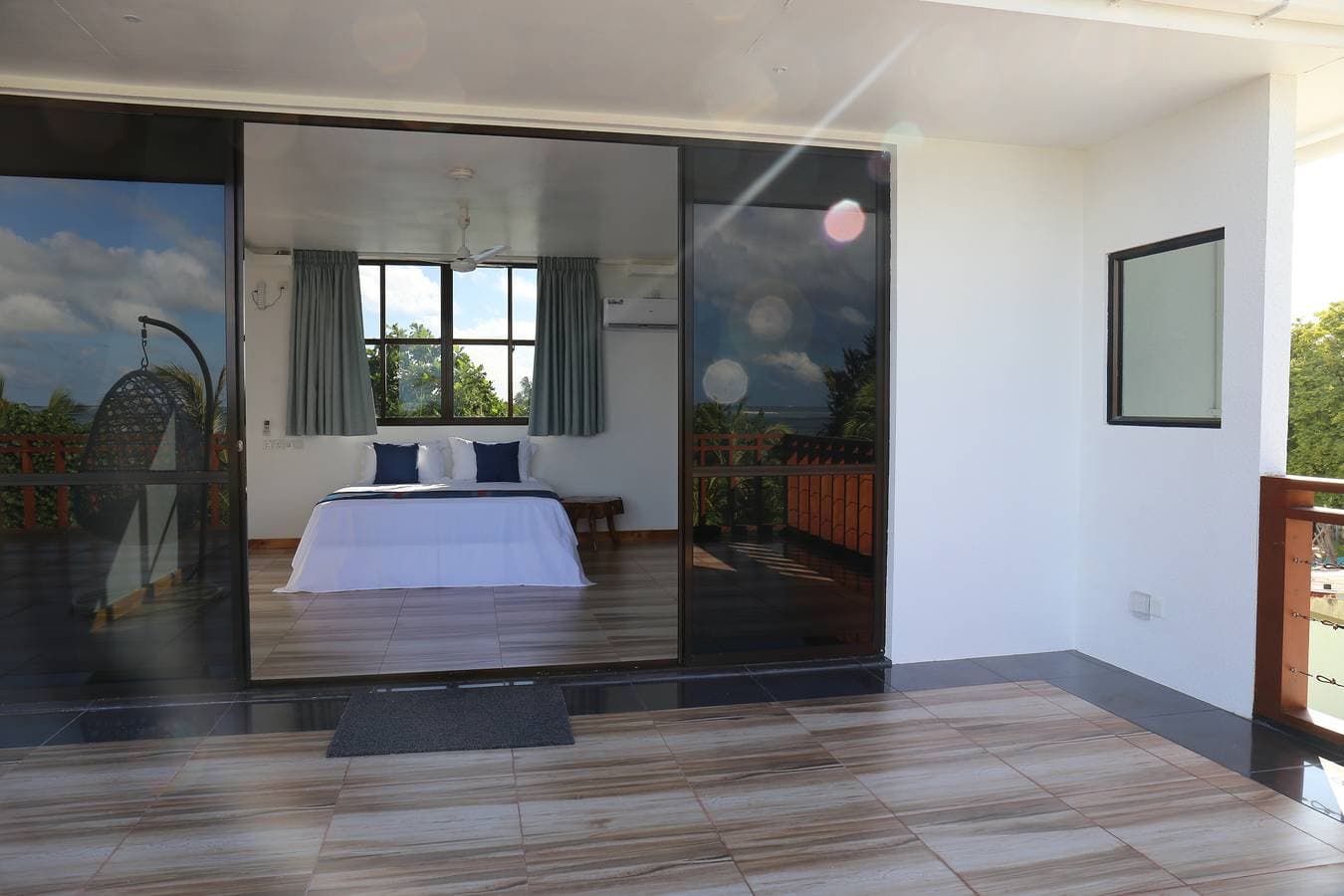 Foto 2 von 12: Master Suite Familienzimmer mit Blick auf das Meer