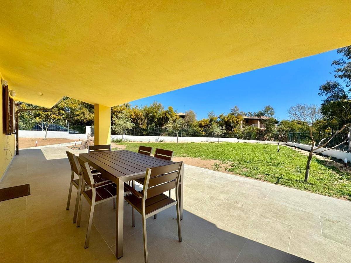 Sea Breeze Villa 1