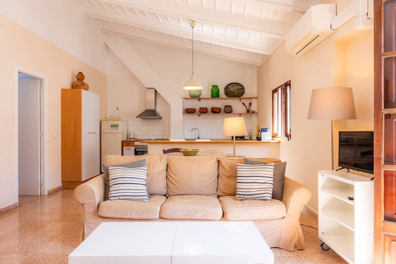 Foto 8 von 23: Ferienwohnung 'Can Claret' mit Balkon, WLAN und Klimaanlage
