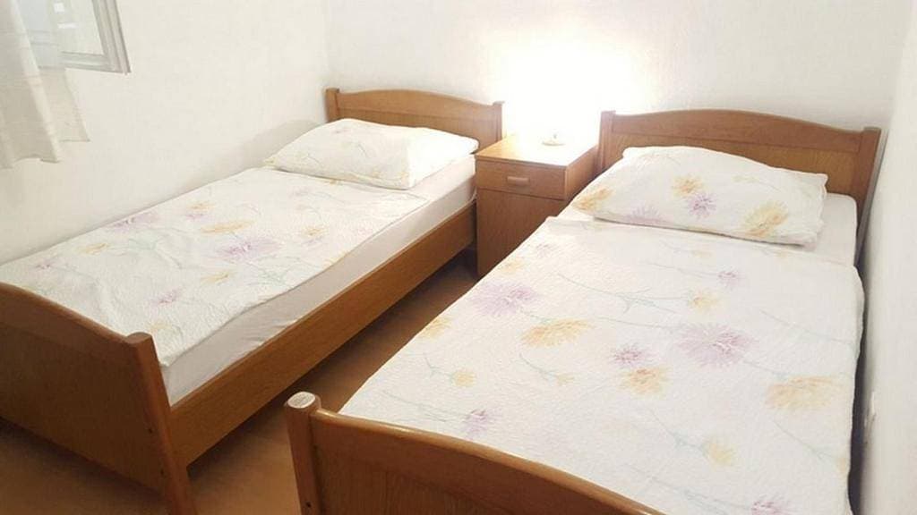 Foto 7 von 10: Erdgeschoss Apartment mit Terrasse direkt am Meer