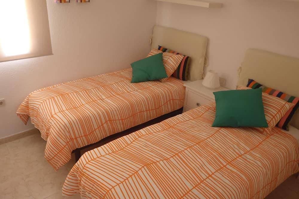 Foto 4 von 29: Geräumige, große Terrasse, sonnig, gratis WLAN, Meer, 250 m. vom Strand entfernt