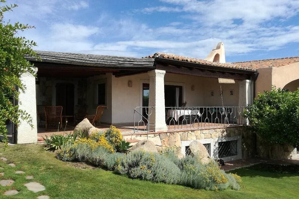 Foto 10 von 30: Schöne Meerblickvilla mit großem und gepflegtem Garten