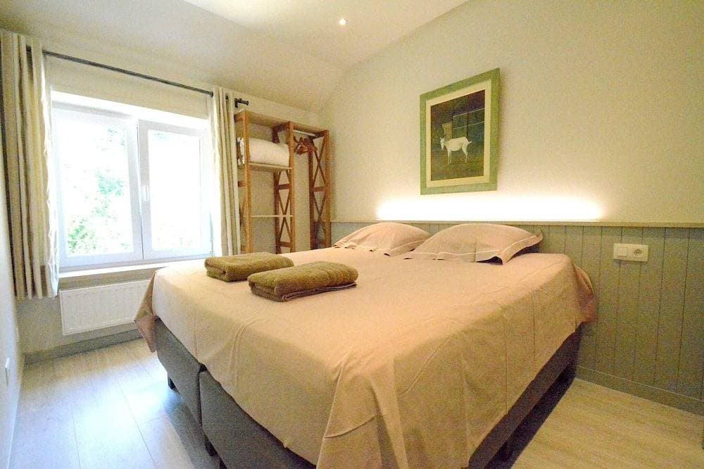 Villa am Flussufer in Bouillon 1