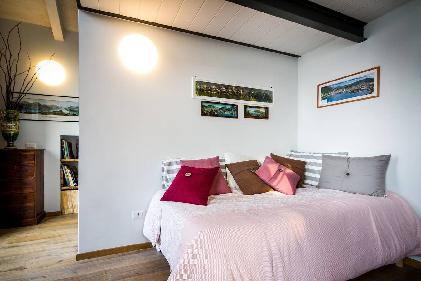 Foto 12 von 42: Ferienwohnung 'Loft e Veranda sul Lago di Como' mit Seeblick, WLAN und Klimaanlage