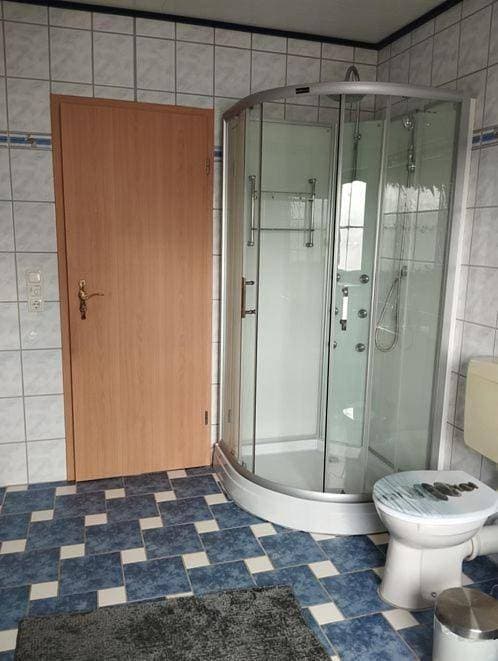Foto 7 von 22: Three-Bedroom Apartment with Balcony
