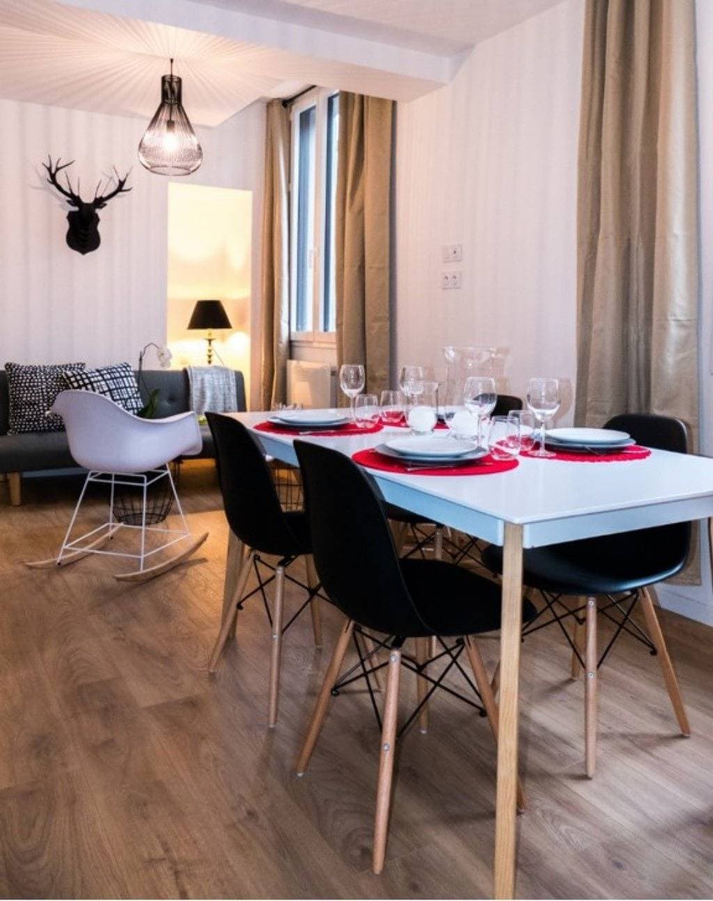 Foto 7 von 19: Ferienwohnung für 4 Personen mit Terrasse