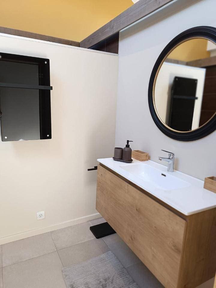 Foto 6 von 12: Triple Room with Private External Bathroom