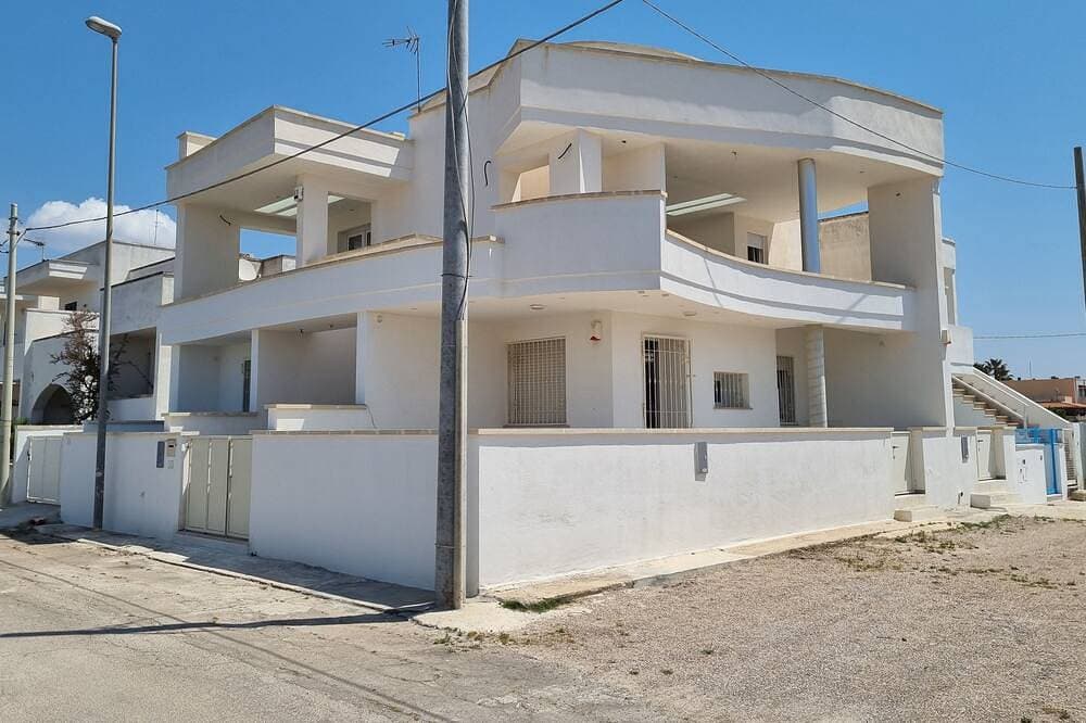 Foto 8 von 13: Appartamento a 50 mt dal Mare